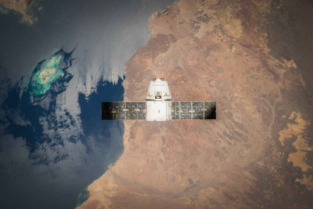 facts about starlink satellite 1
